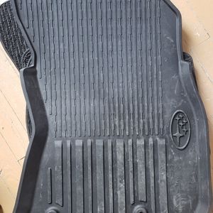 2019 Subaru Outback floor liners